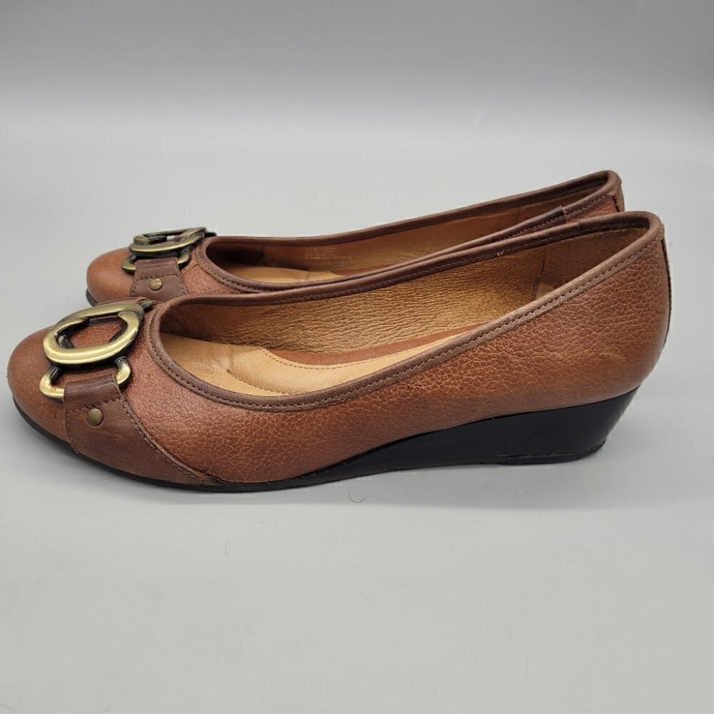Nurture Springer Women Medium Brown Shoe's 8M